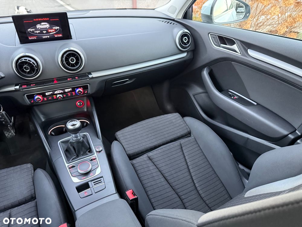 Audi A3 Sportback - 10