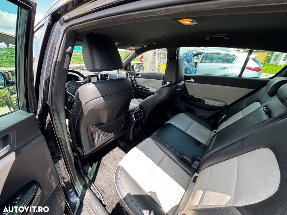 Kia Sportage 2.0 DSL 8AT HP 4x4 GT Line - 10