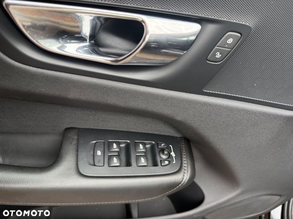 Volvo XC 60 - 14