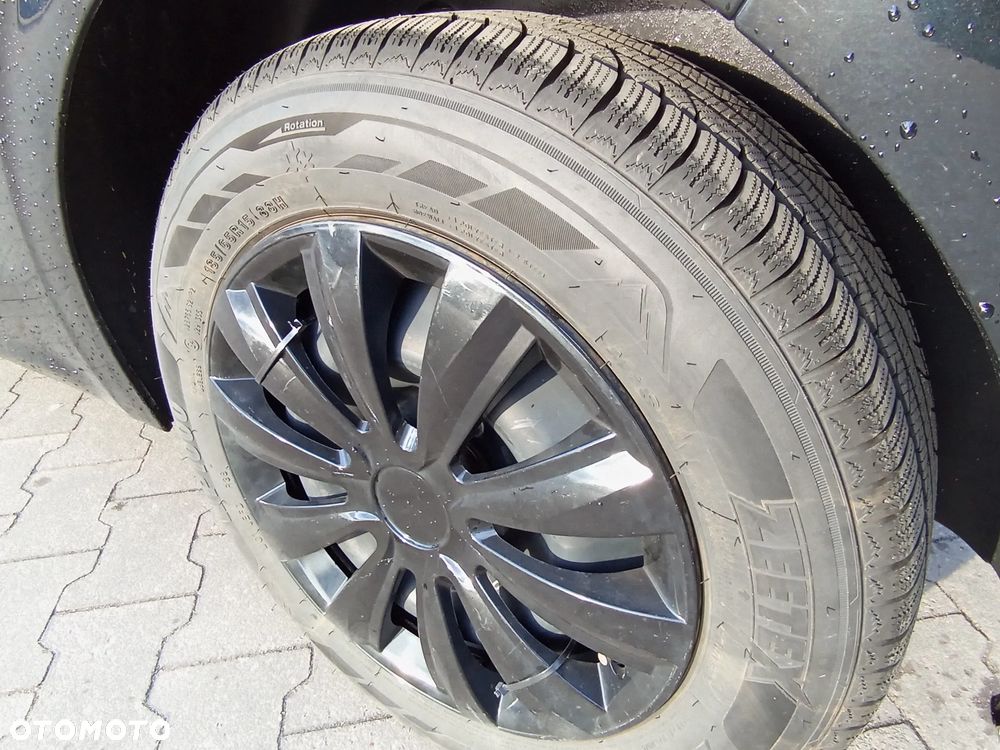 Peugeot 208 1.2 PureTech Active - 11