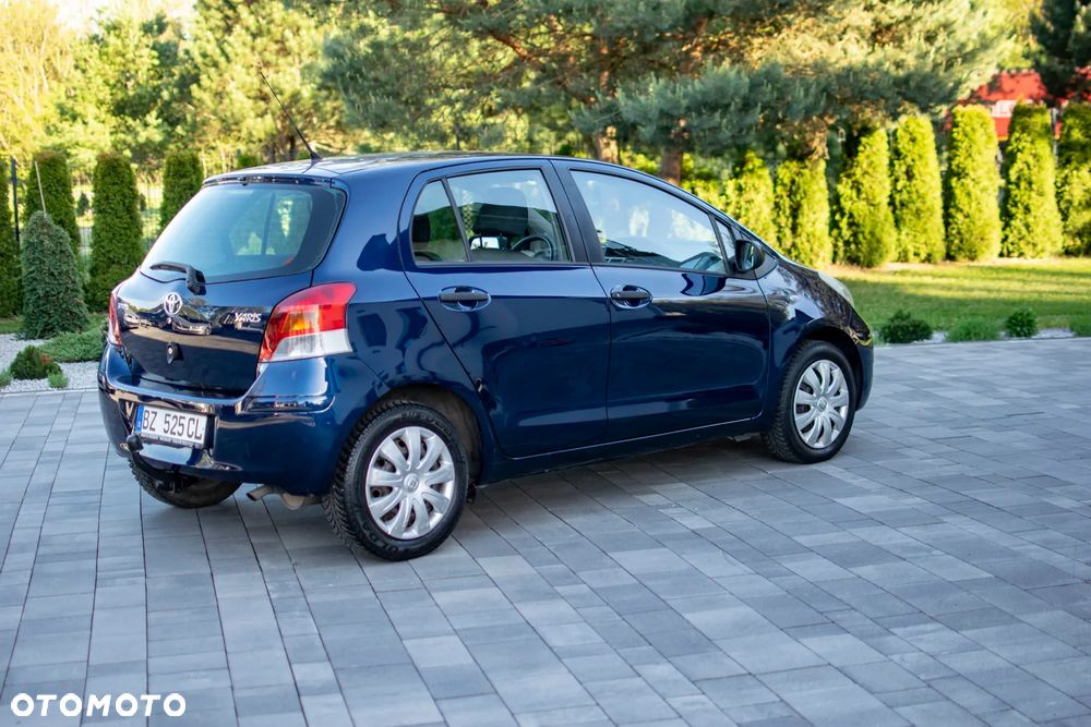 Toyota Yaris - 20