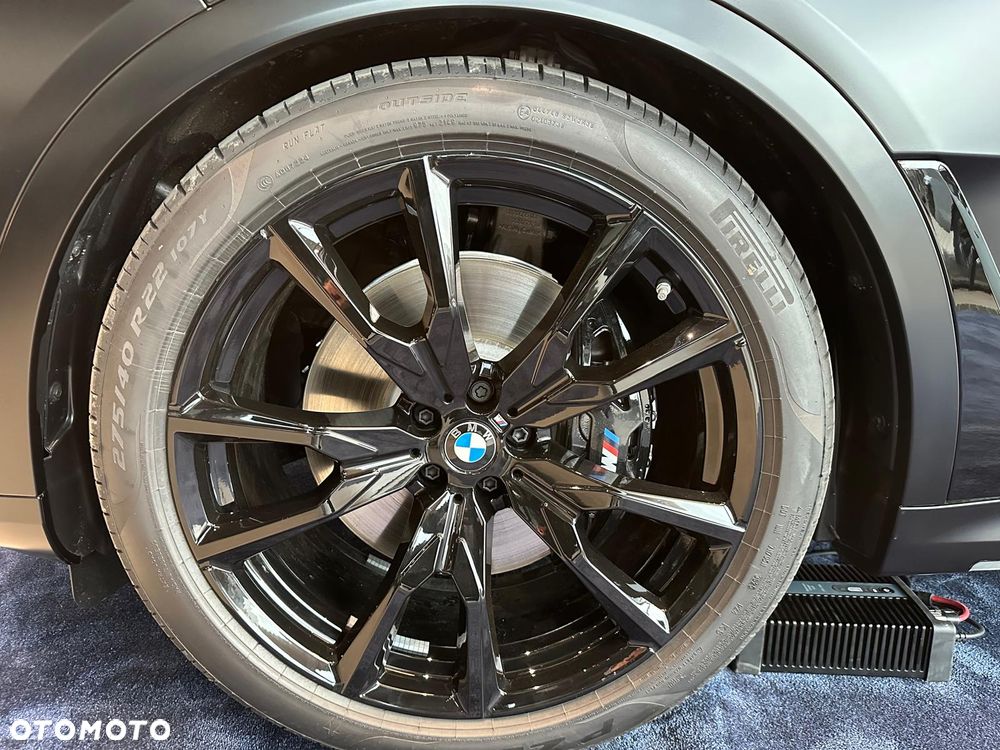 BMW X7 xDrive40d mHEV Individual Edition sport - 29