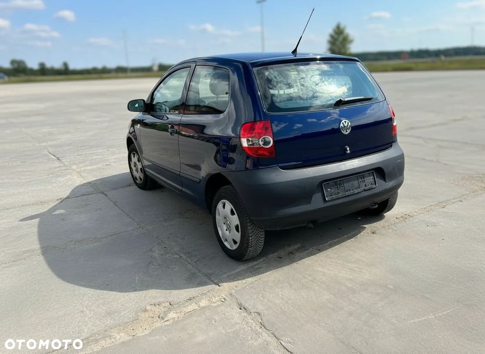 Volkswagen Fox - 2