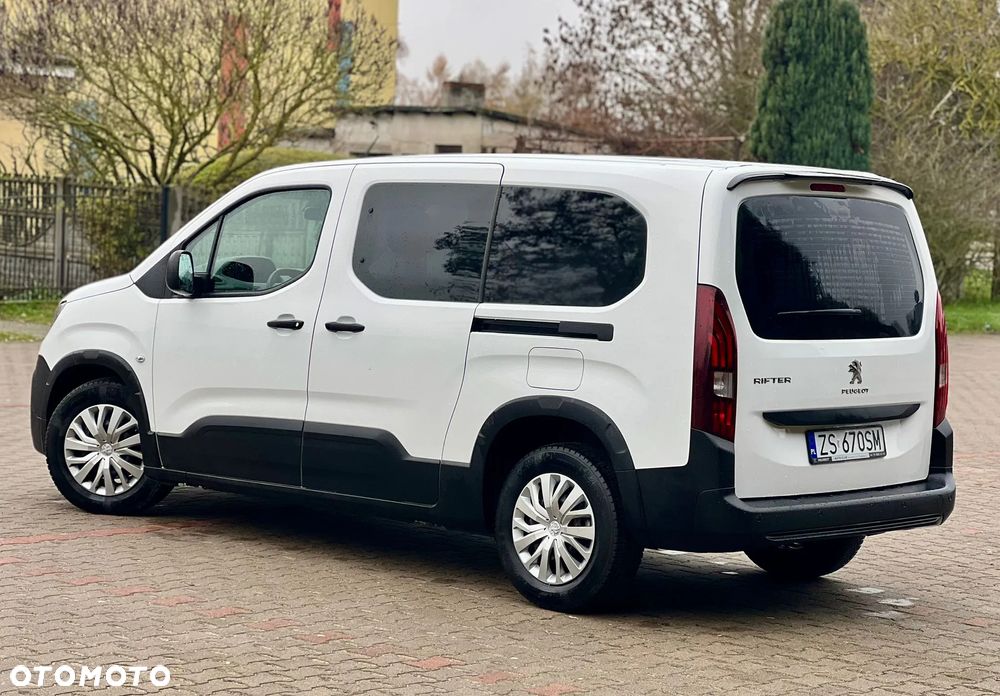 Peugeot Rifter - 2
