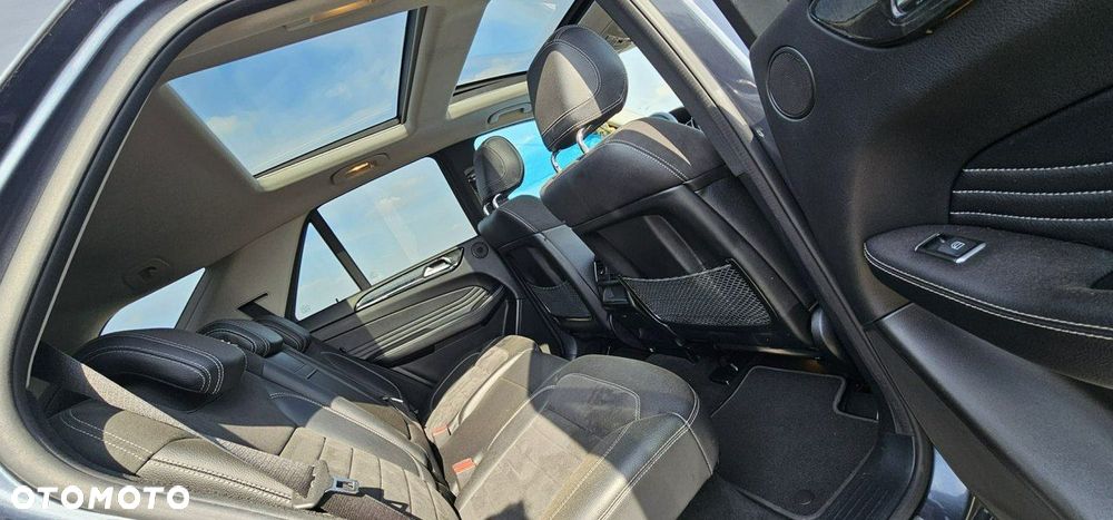 Mercedes-Benz ML - 11