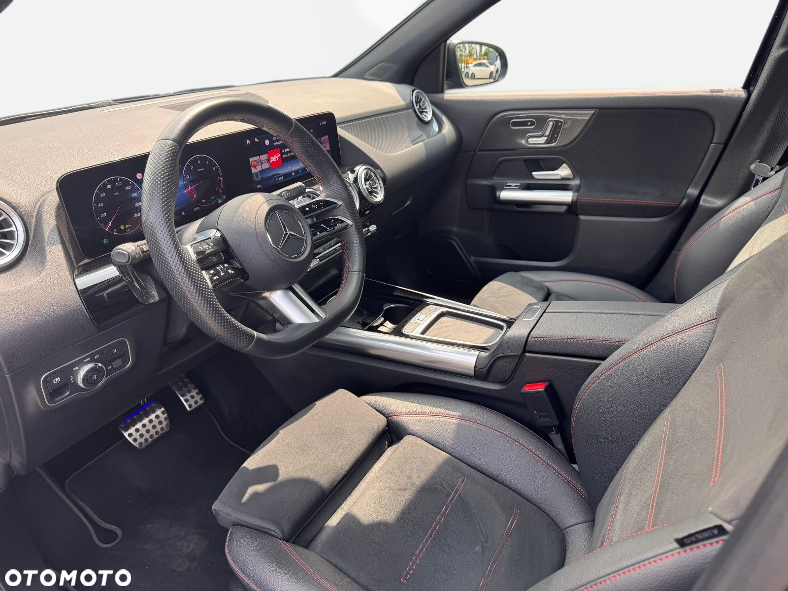 Mercedes-Benz GLA 200 AMG Line - 12
