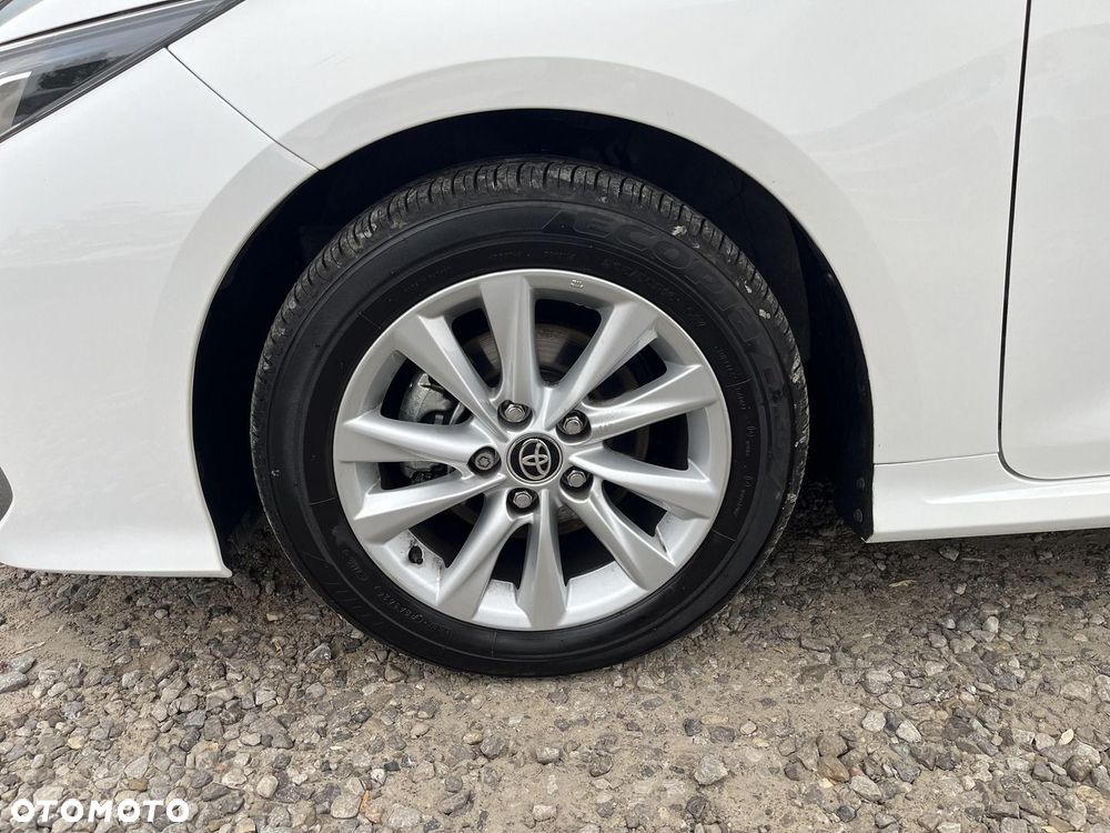 Toyota Corolla 1.8 Hybrid Comfort - 18