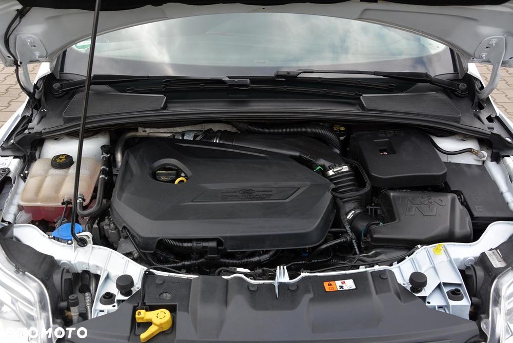 Ford Focus 1.6 EcoBoost Start-Stopp-System Titanium - 36