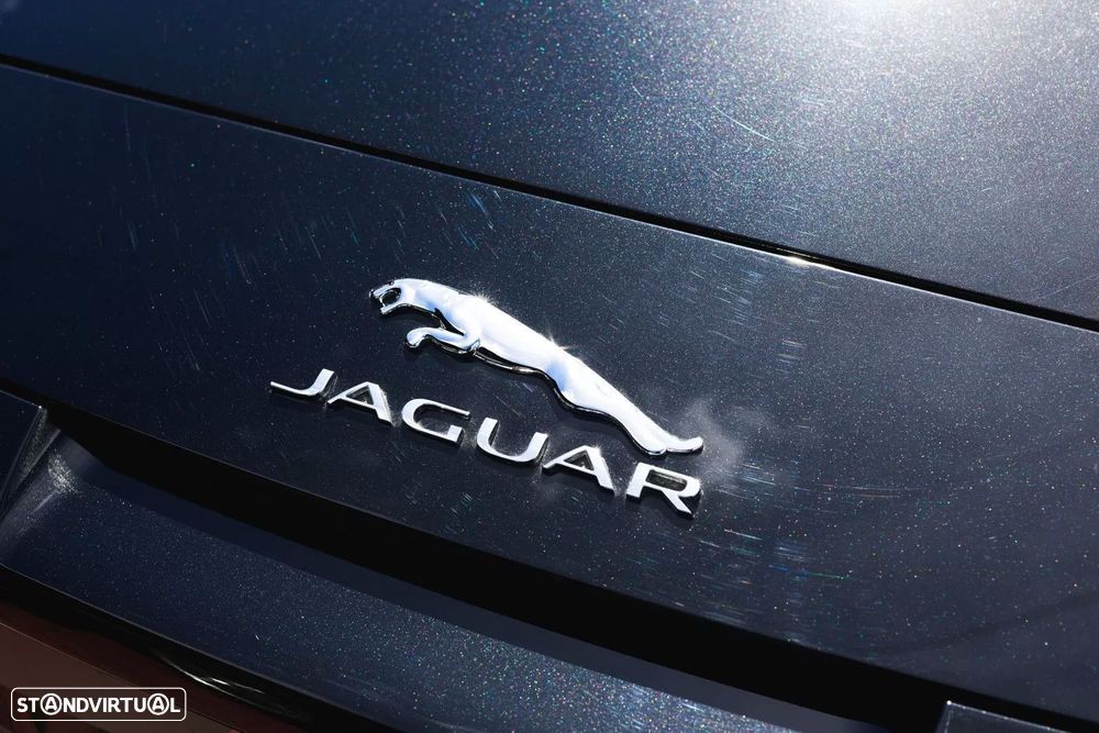 Jaguar F-Type V8 Cabriolet S - 23