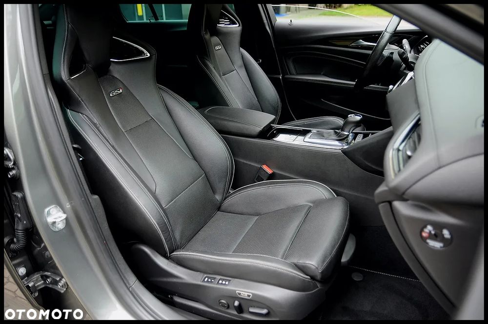 Opel Insignia 2.0 BiTurbo 4x4 GSI - 28