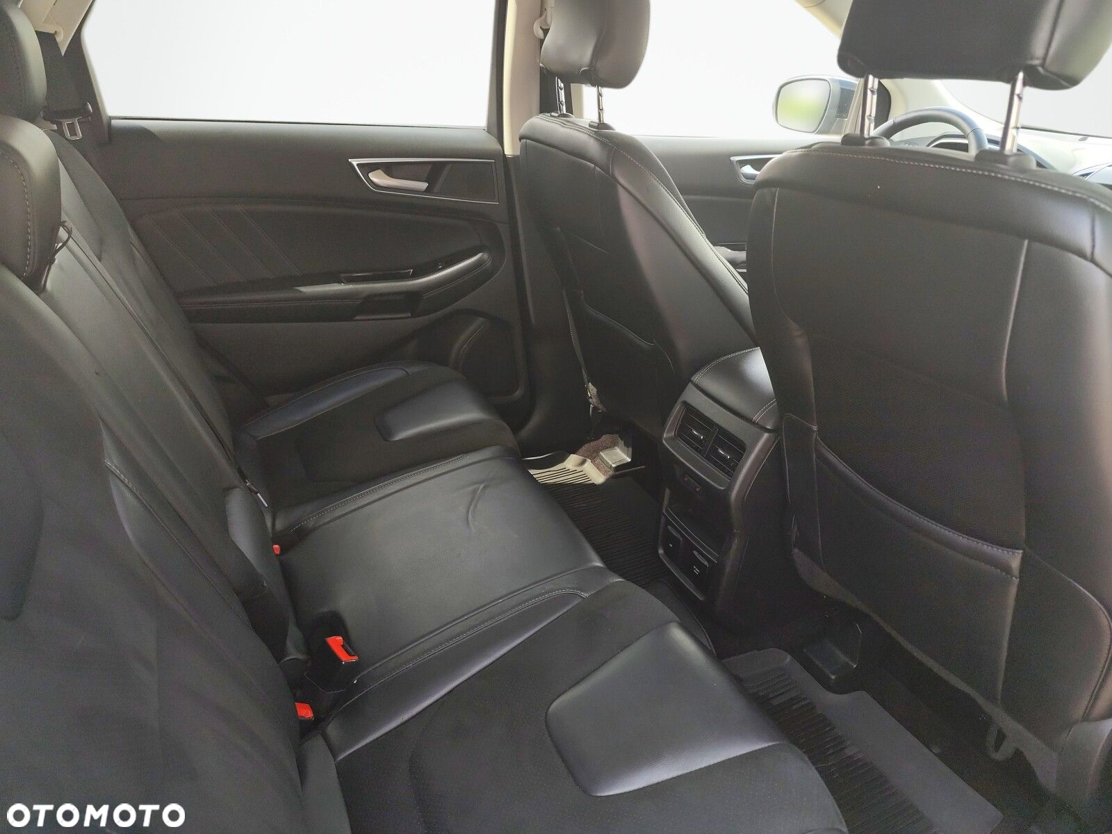 Ford Edge - 19