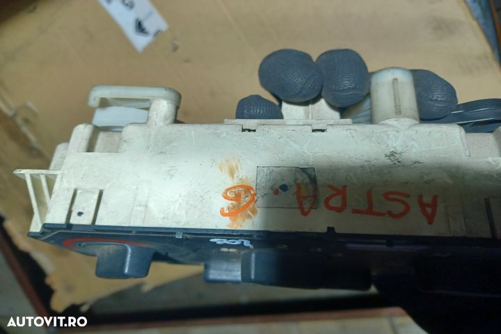 Comanda AC 24463629 Opel Astra G [1998 - 2009] Hatchback 5-usi 1.7 DT - 4