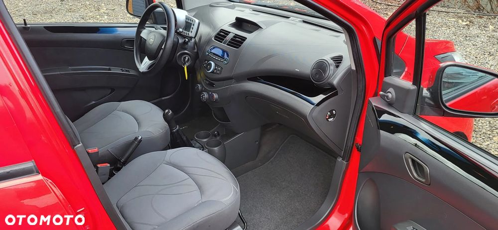 Chevrolet Spark - 21