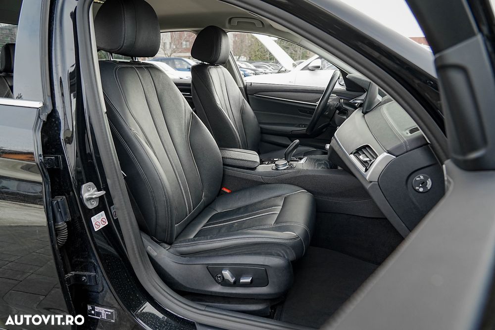 BMW Seria 5 530e xDrive AT PHEV - 19