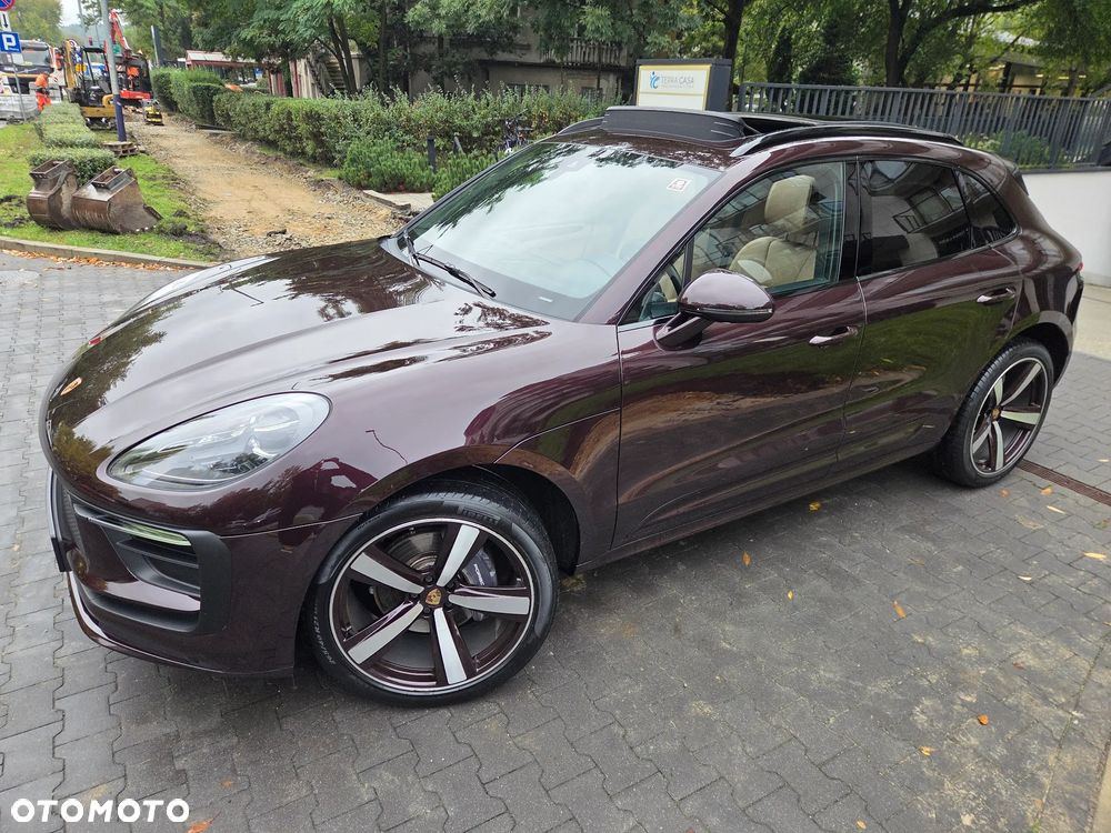 Porsche Macan - 24