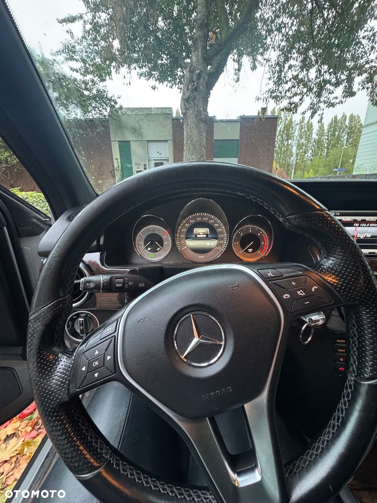 Mercedes-Benz GLK 200 CDI (BlueEFFICIENCY) - 5