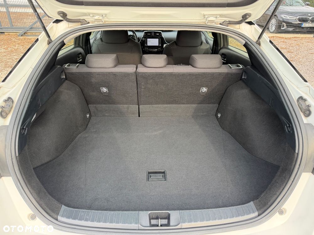 Toyota Prius Hybrid Comfort - 10