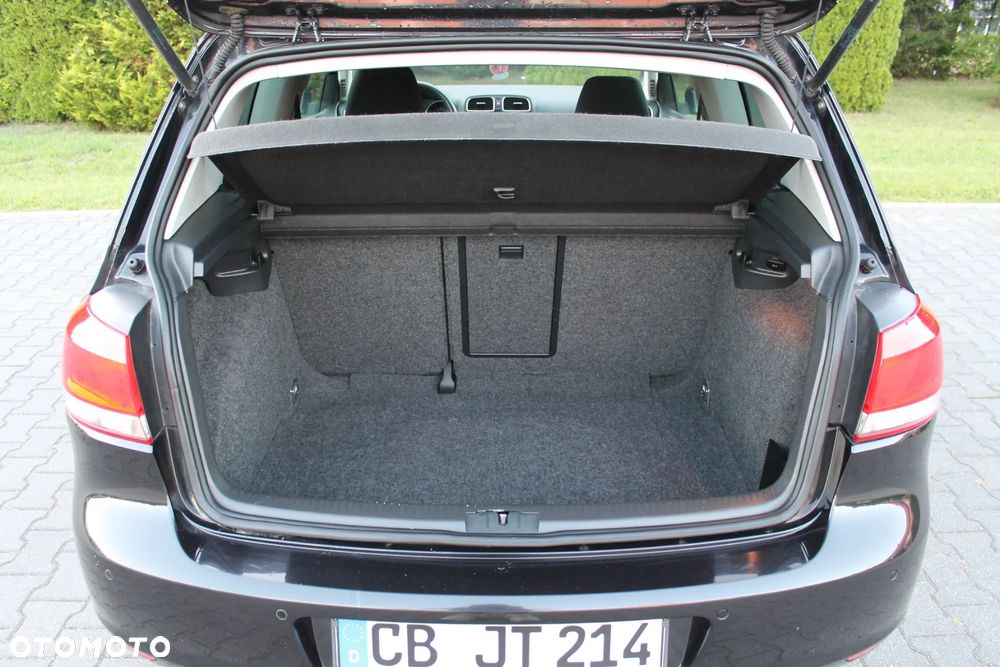 Volkswagen Golf - 35