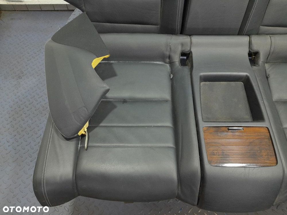 MERCEDES E W207 FOTELE KANAPA SIEDZISKO OPARCIE TYŁ - 2