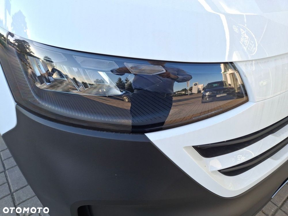 Volkswagen Transporter Furgon - 13