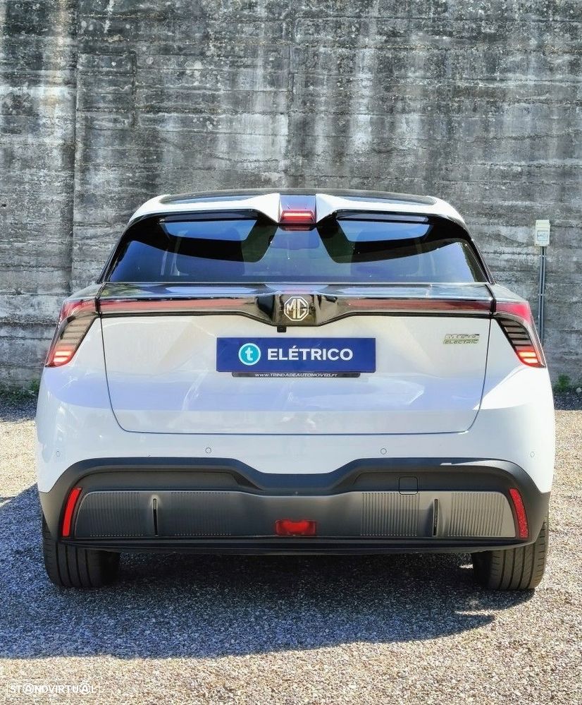 MG MG4 64 kWh Luxury - 14