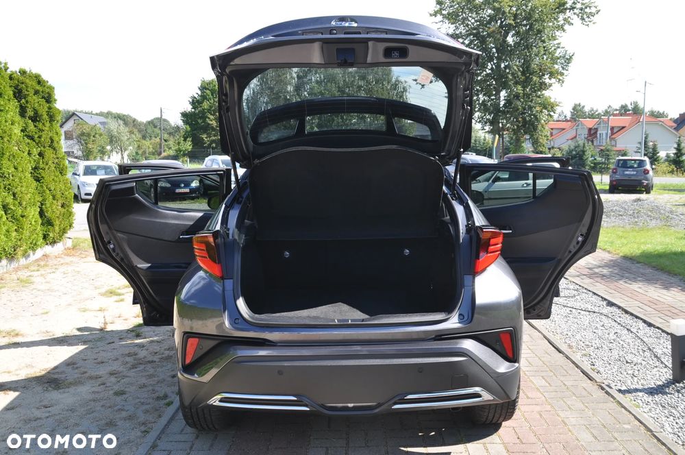 Toyota C-HR - 16