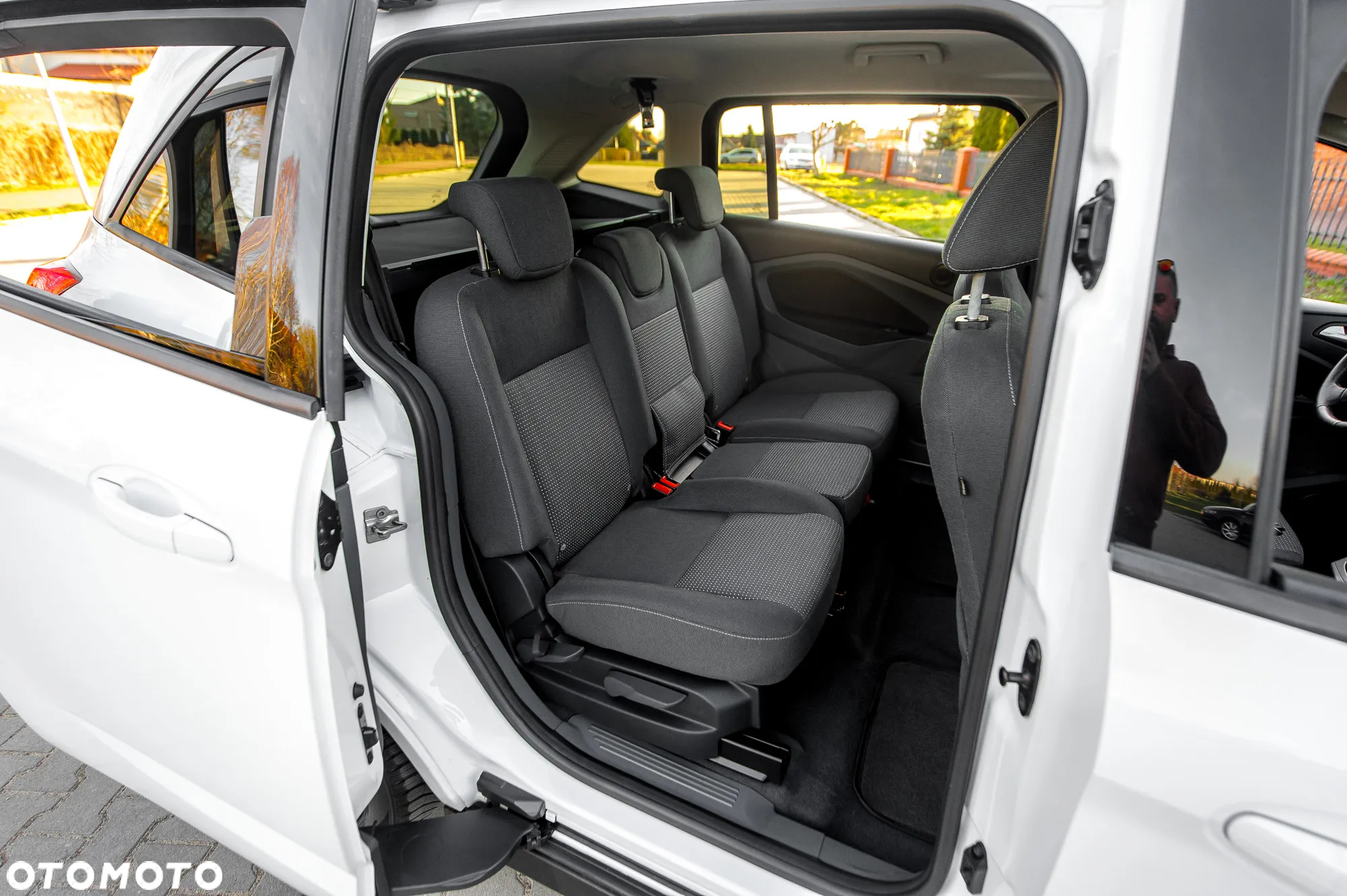 Ford Grand C-MAX 1.0 EcoBoost Start-Stopp-System Titanium - 10