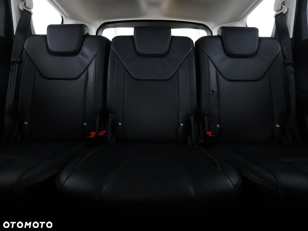 Ford S-Max 2.0 TDCi Titanium - 18