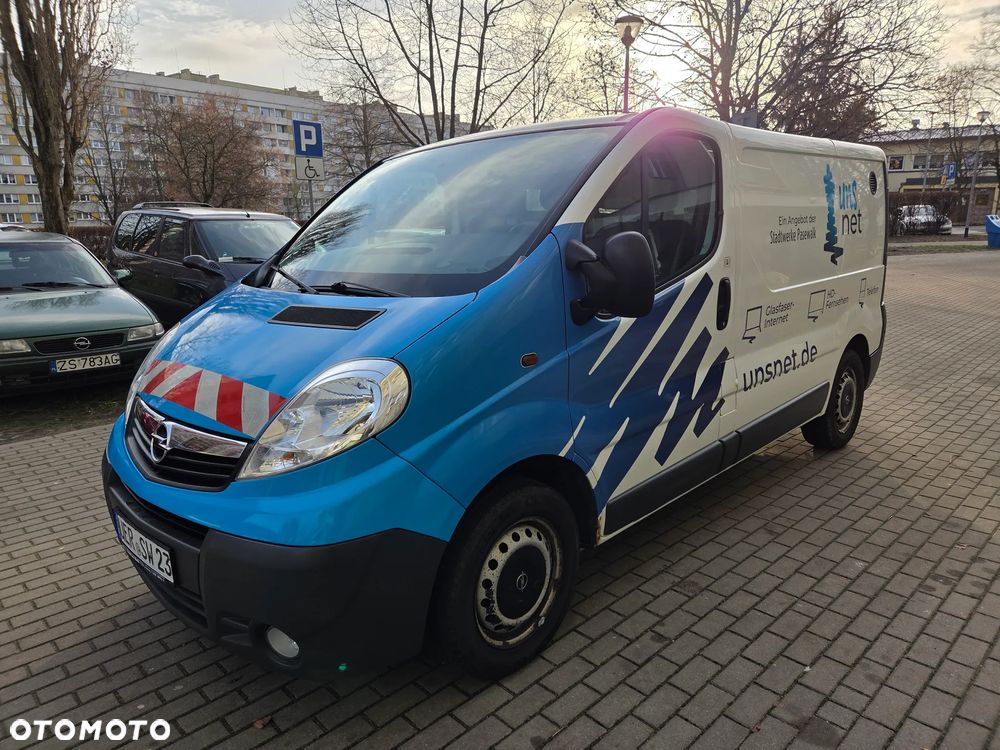 Opel Vivaro - 2
