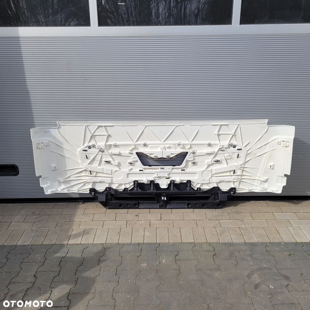 ATRAPA MASKA MAN TGM TGS NOWY ORYGINAŁ 81.61110-6123 - 4