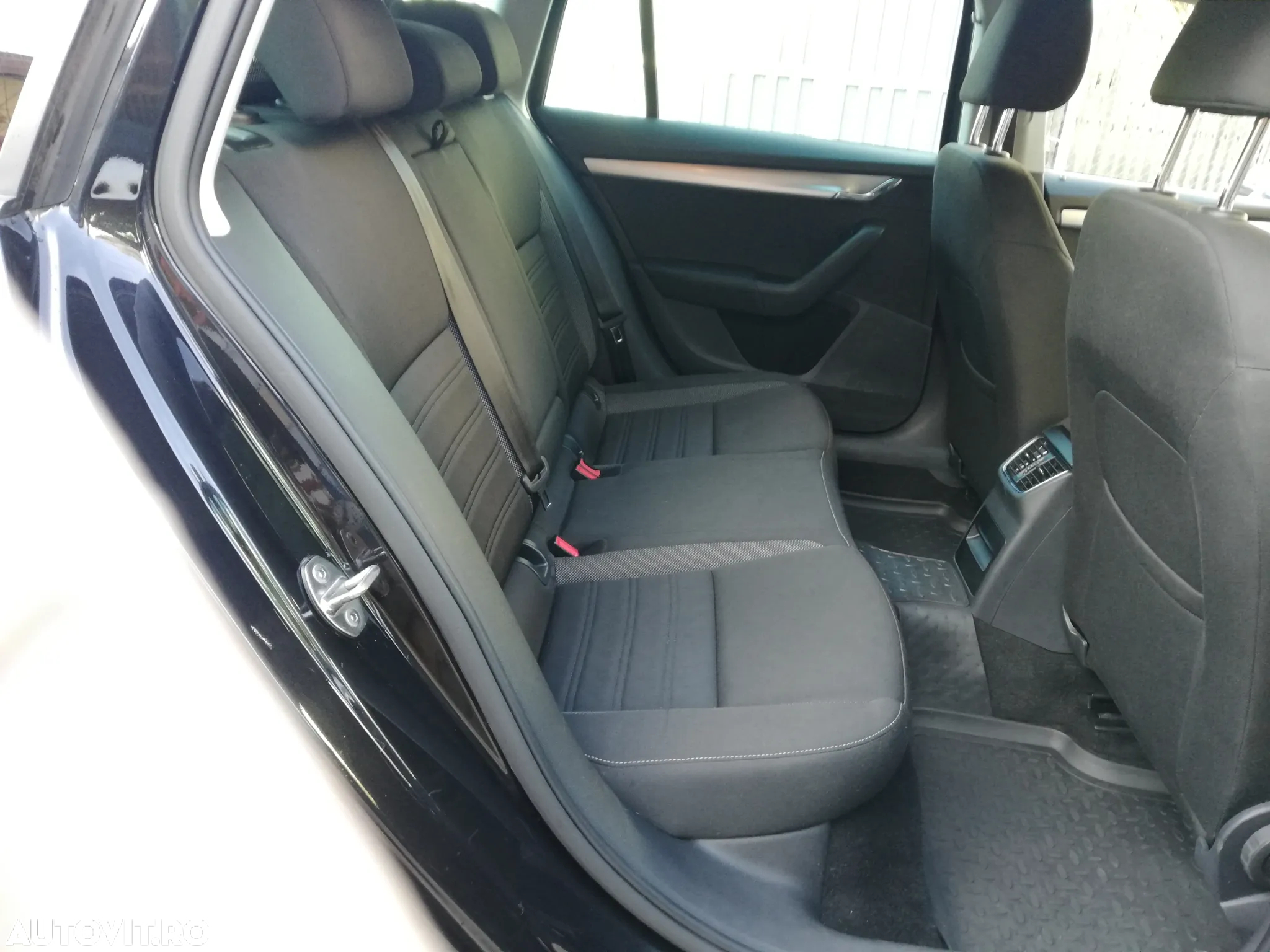 Skoda Octavia Combi Diesel 2.0 TDI Style - 3