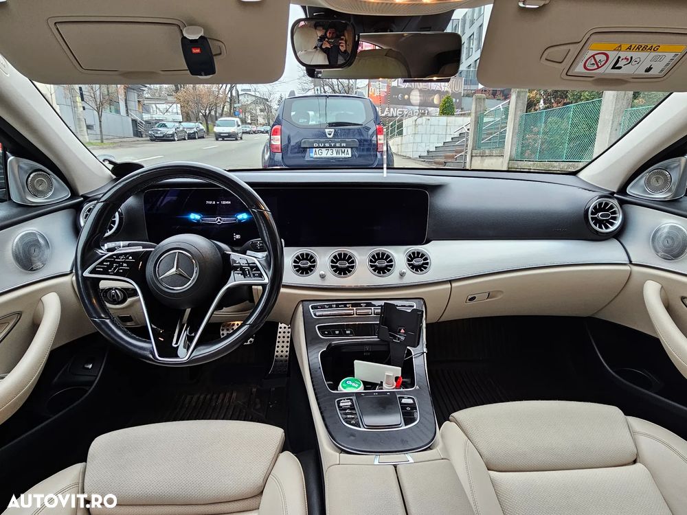 Mercedes-Benz E - 27