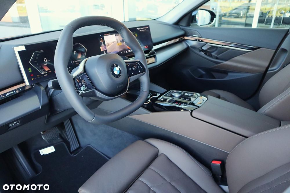 BMW Seria 5 - 11