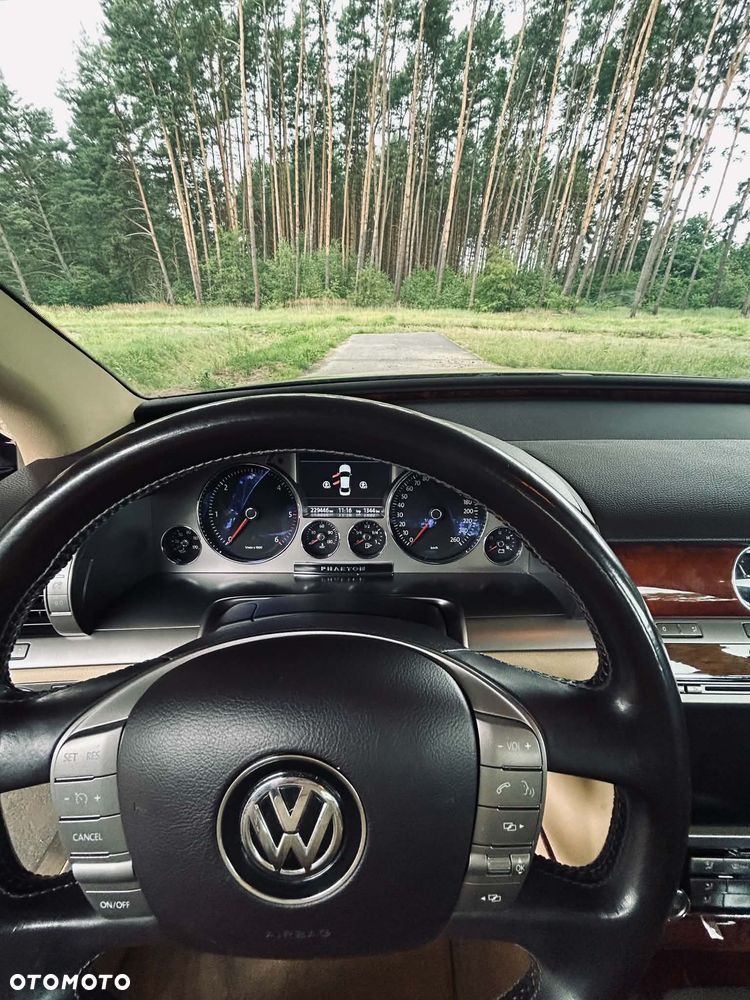 Volkswagen Phaeton 3.0 V6 TDI DPF 4Mot (5os) - 11