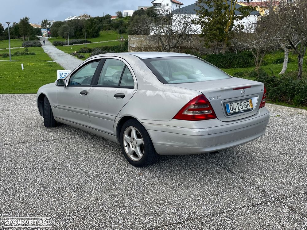 Mercedes-Benz C 220 CDi Classic - 15