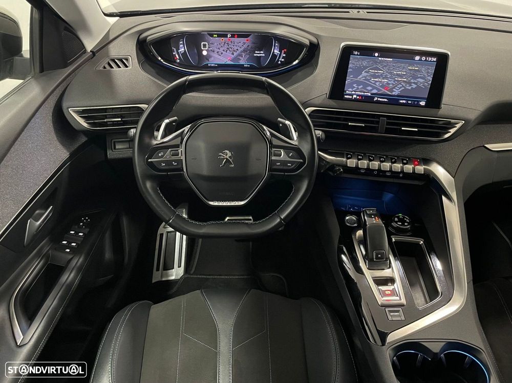 Peugeot 3008 1.2 PureTech Allure EAT8 - 29