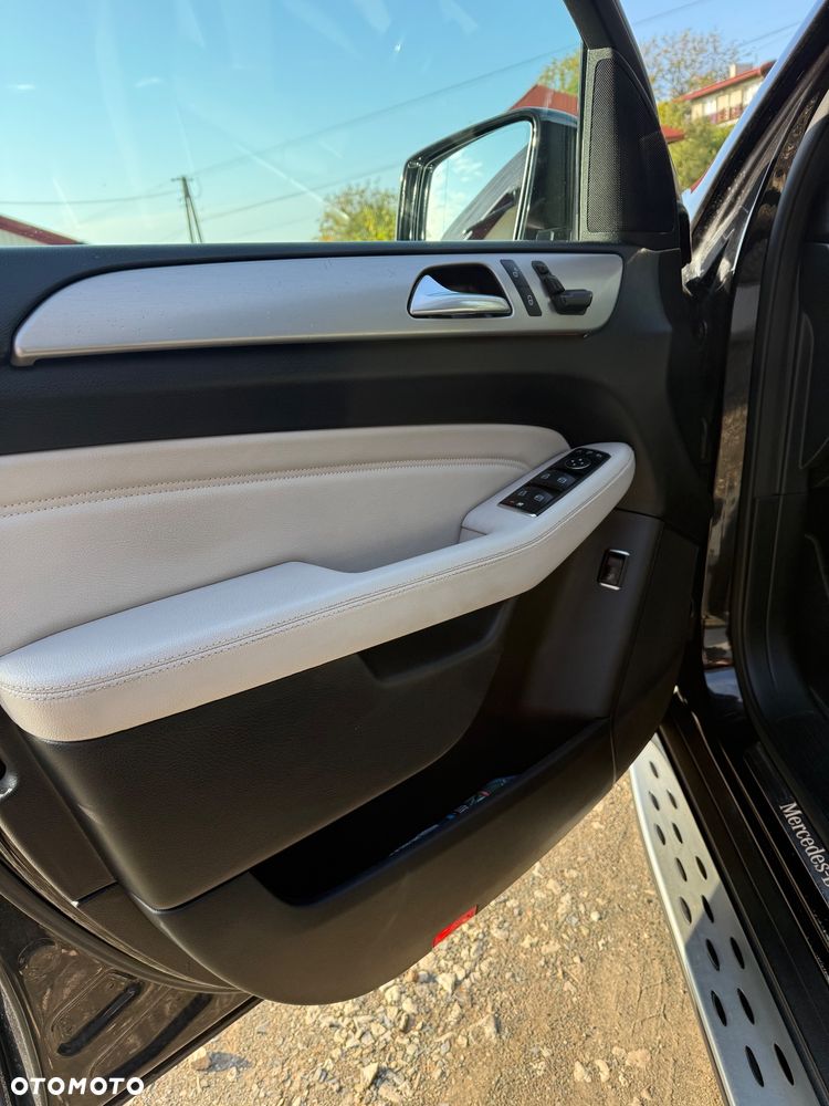 Mercedes-Benz ML 2012