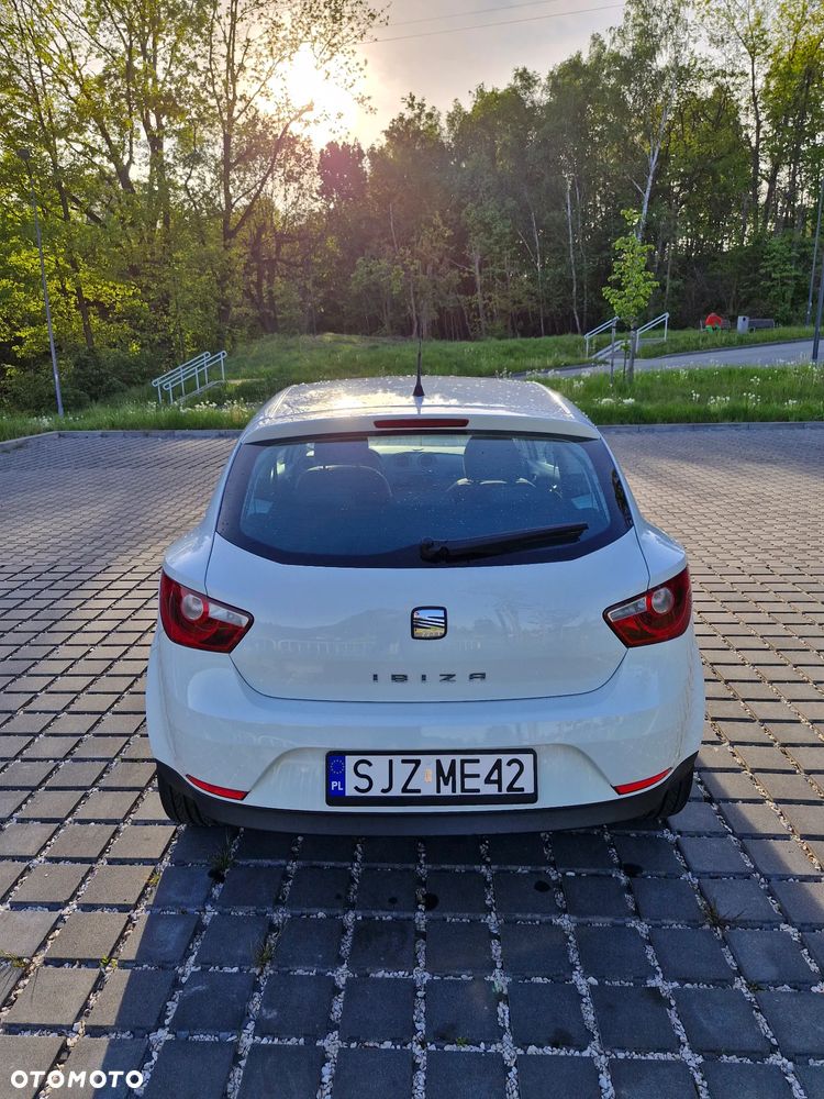 Seat Ibiza SC 1.4 16V Style - 4