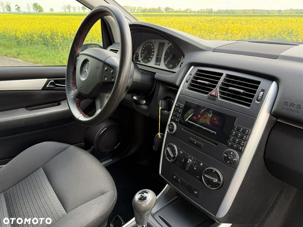 Mercedes-Benz Klasa B 150 Special Edition - 10