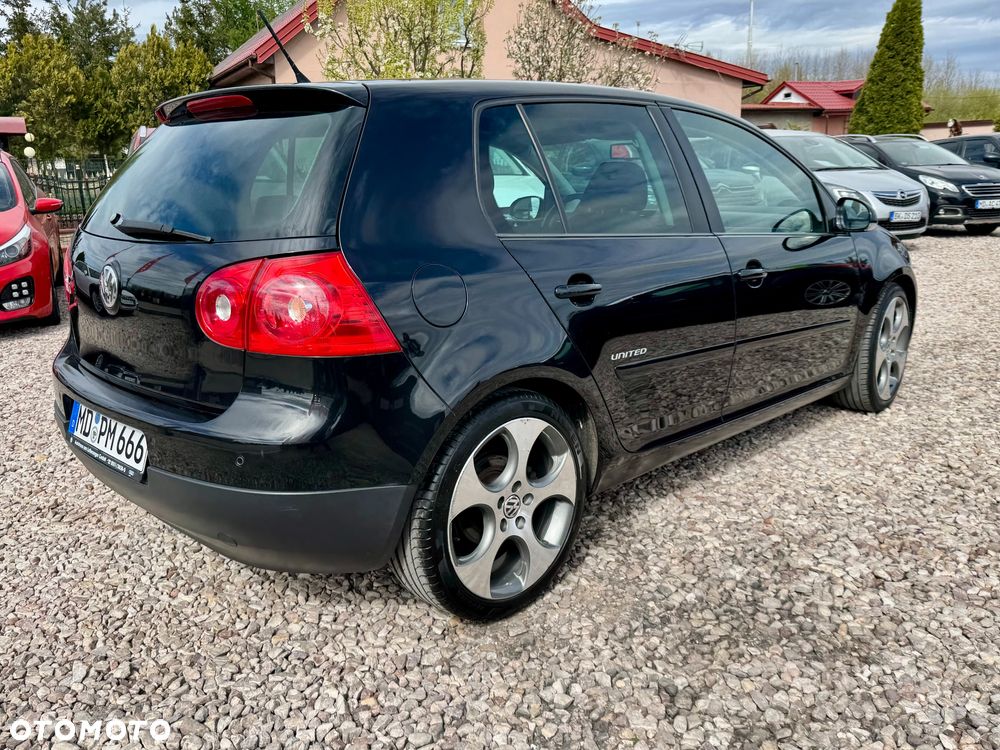 Volkswagen Golf 1.6 United - 27