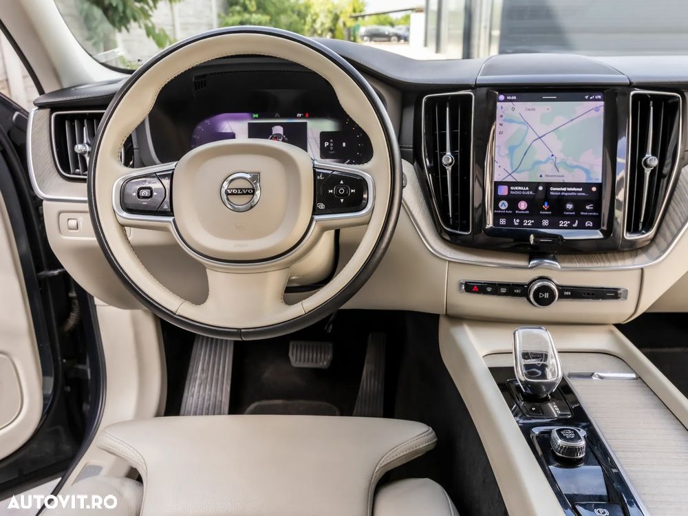 Volvo XC 60 B4 MHEV AT8 AWD Inscription - 17