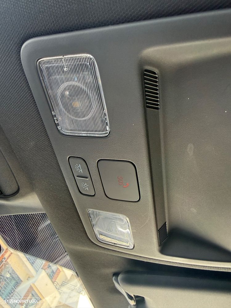 Ford Focus 1.0 EcoBoost MHEV ST-Line X - 17