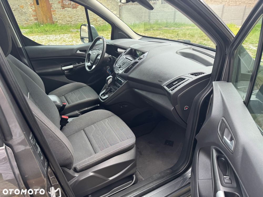 Ford Tourneo Connect Grand - 22