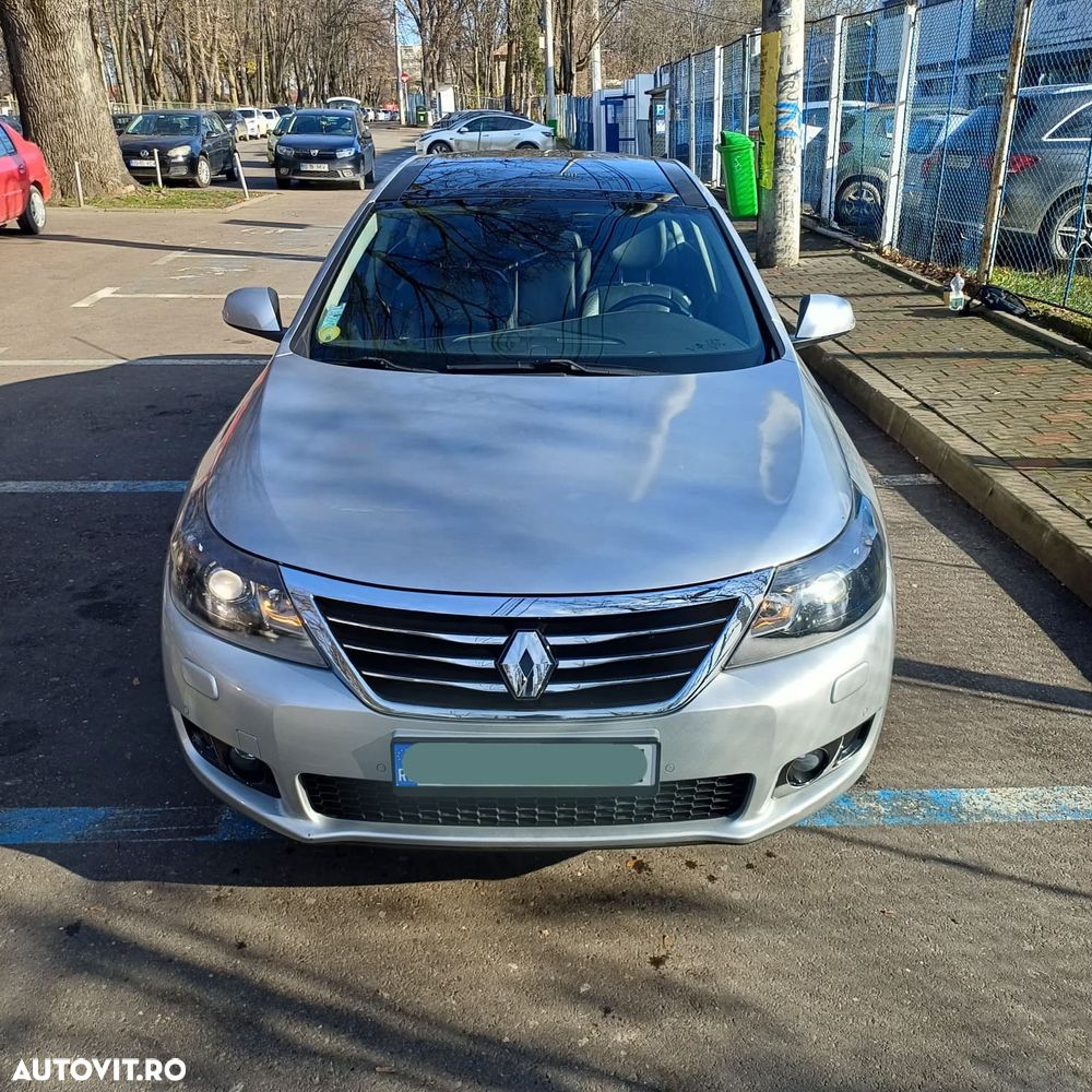 Renault Latitude 2.0 dCi Initiale - 10