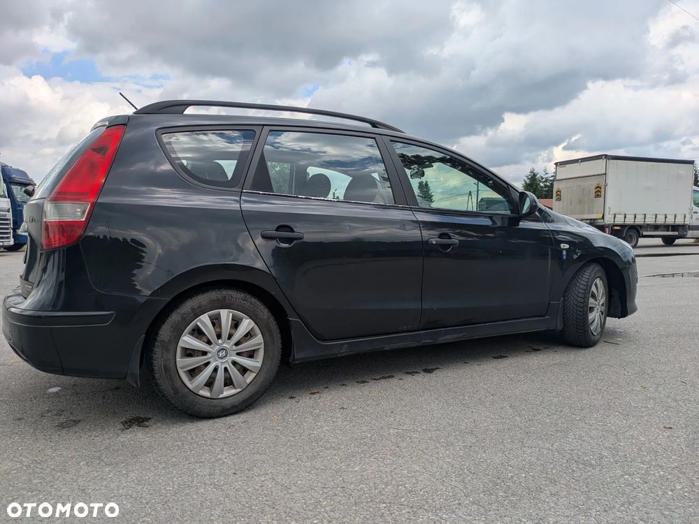 Hyundai i30 1.6 CRDi Comfort - 3