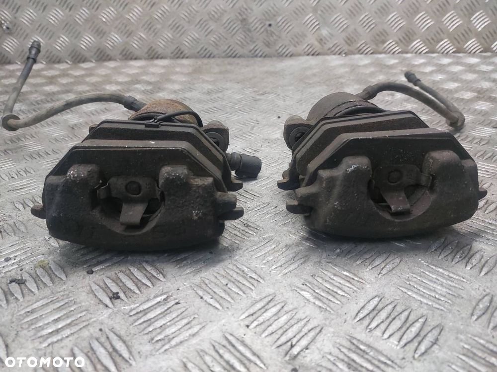 TARCZE HAMULCOWE PRZÓD + KLOCKI + ZACISKI AUDI A3 8L LIFT 1.9 TDI - 9