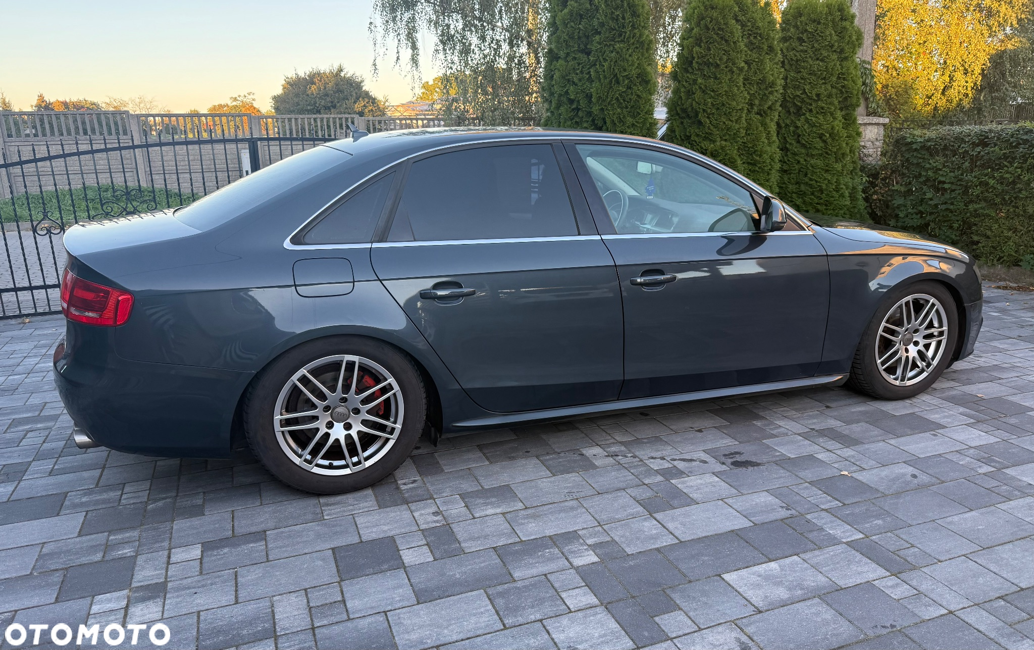 Audi A4 - 12