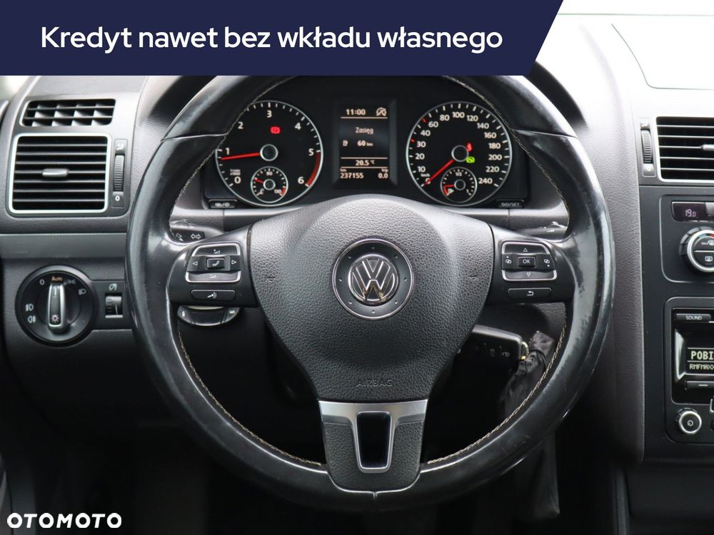 Volkswagen Touran - 19