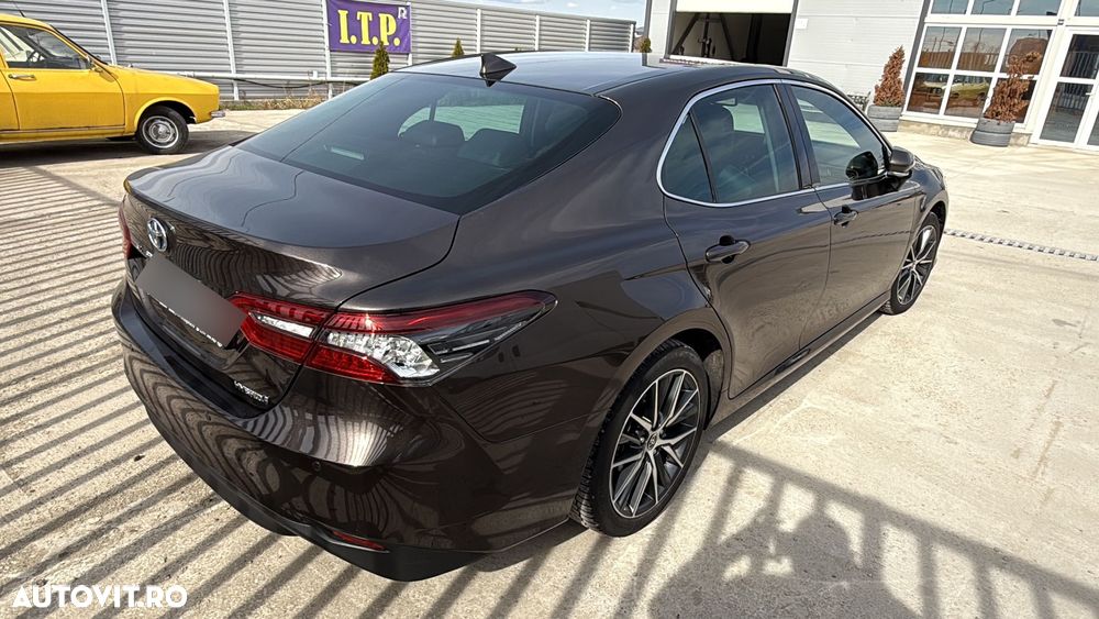 Toyota Camry 2.5 Dynamic - 3