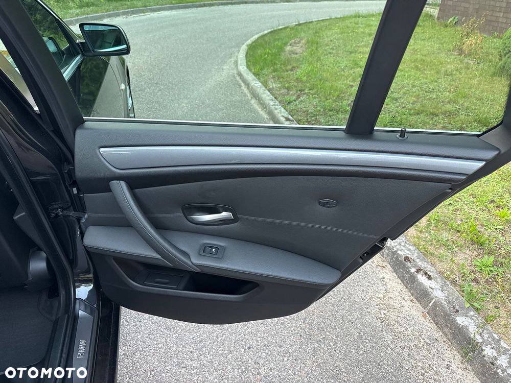 BMW Seria 5 520d - 20